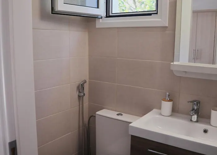 Arokaria * Parálion Ástros